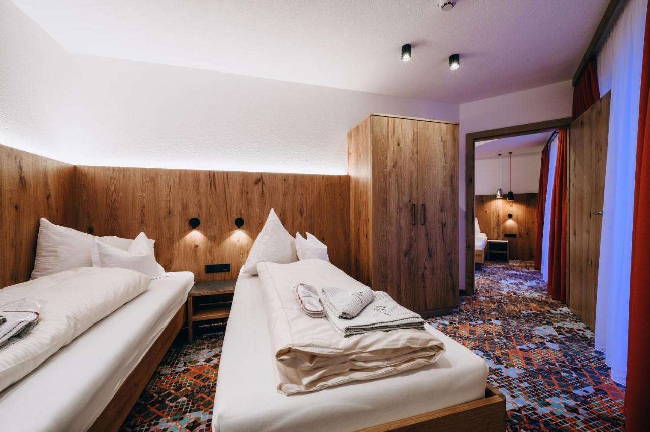 Hotel Grieserin サンクト・アントン・アム・アールベルク エクステリア 写真
